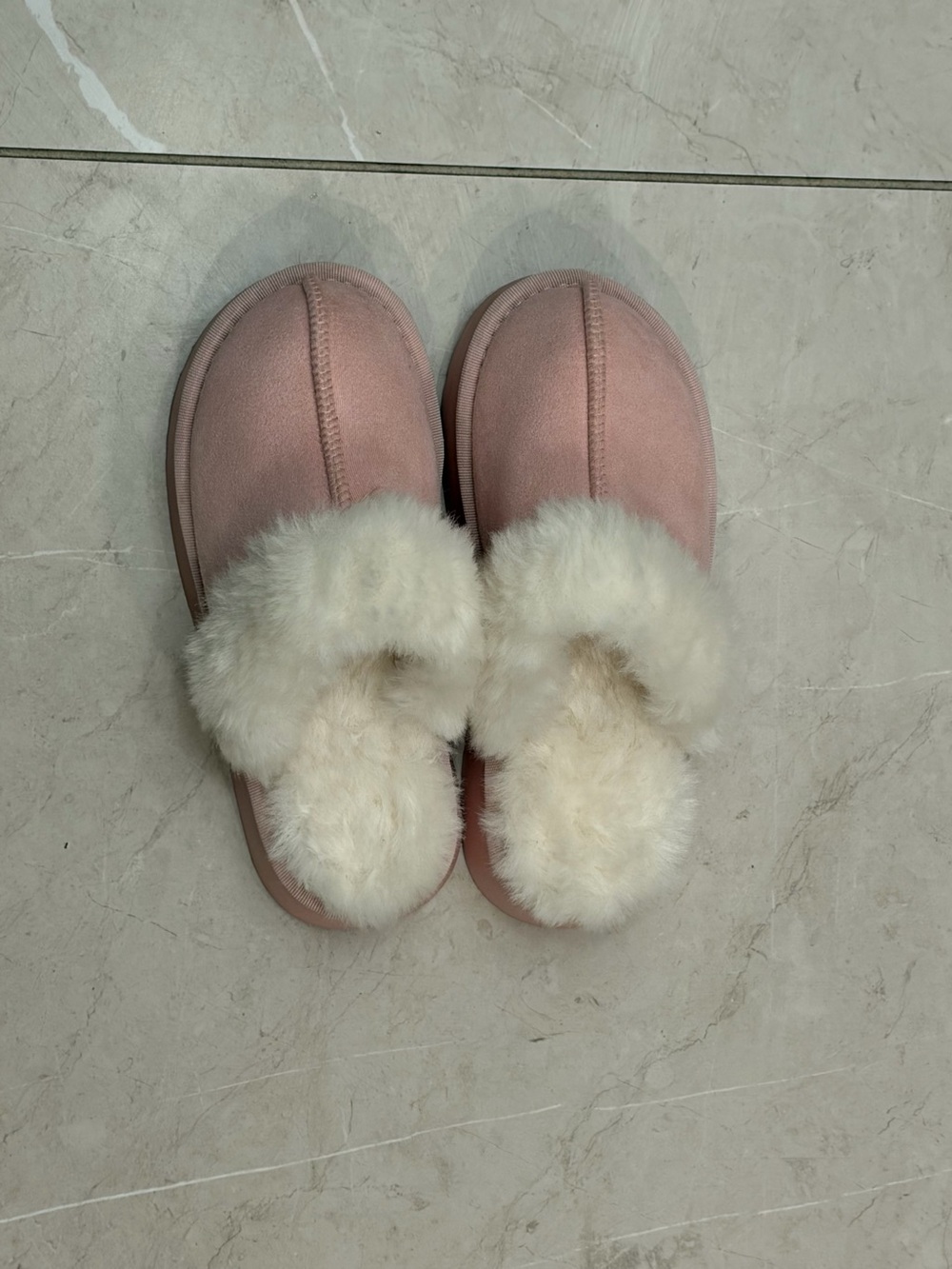 Women’s Cozy Pink Faux-Fur Lined Platform Slippers Size 5